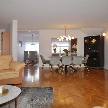 Family First Διαμέρισμα Karpacz