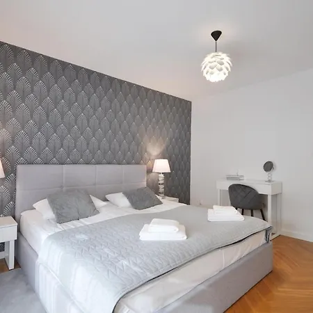 Family First Διαμέρισμα